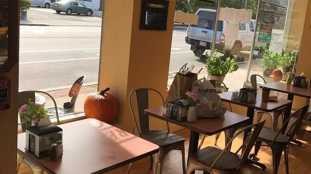 Cucina MIA Cafe & Deli