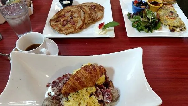 Del Ray Cafe