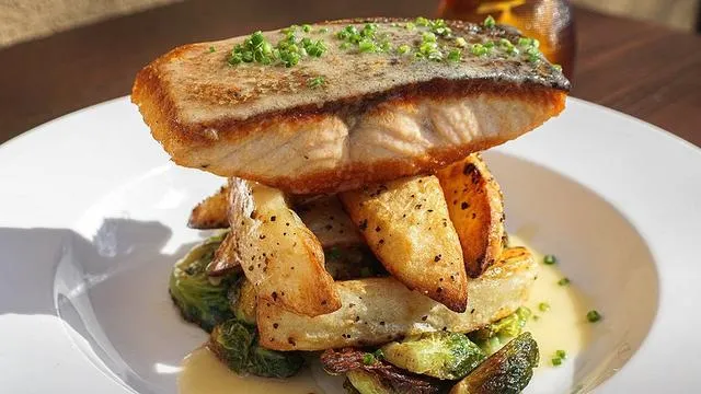 Menotomy Grill & Tavern
