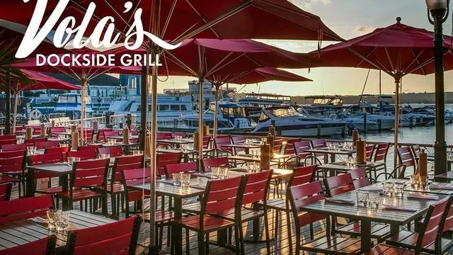 Vola’s Dockside Grill And Hi-tide Lounge